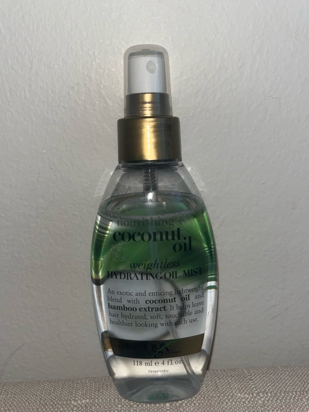 Coconut Oil Weightless Hydrating Oil Mist